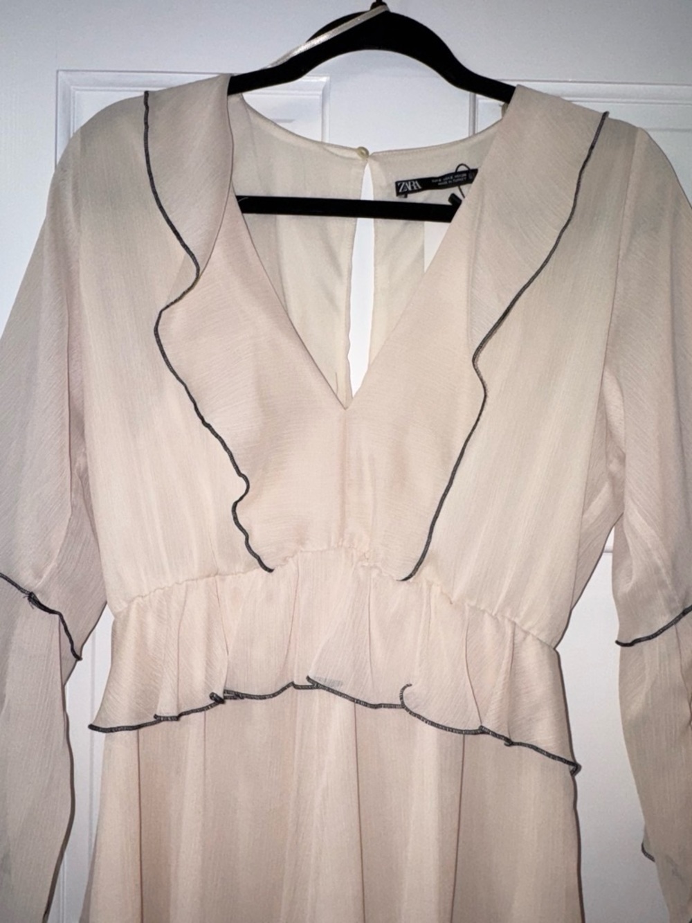 Beige Ruffle V-Neck Romper - Picture 5 of 8